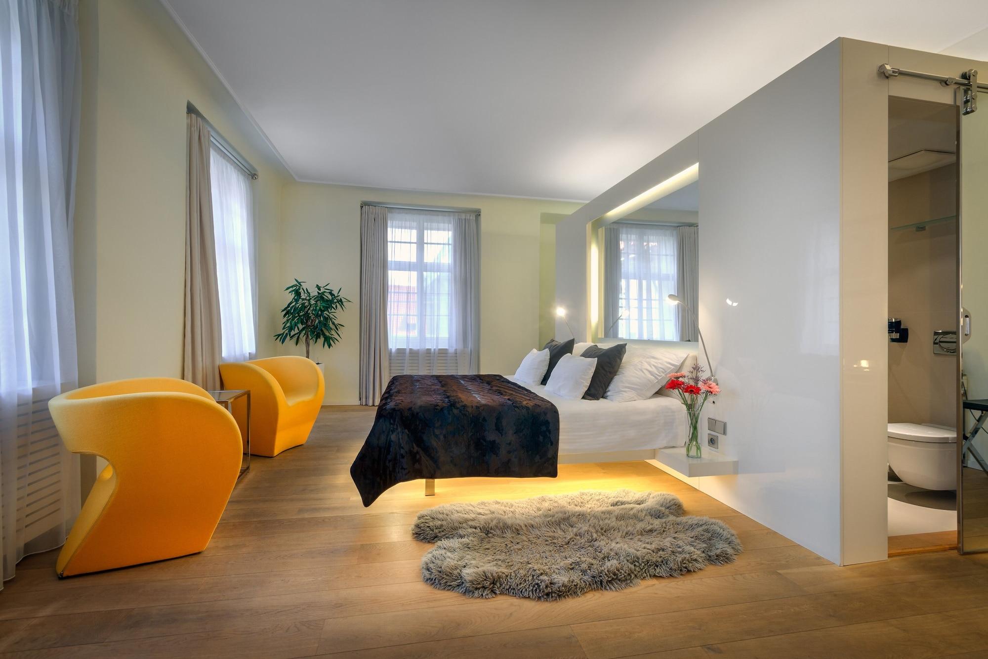 โรงแรมทรี สตอร์คส์ ปราก ภายนอก รูปภาพ A room at the Hotel Axelmannstein